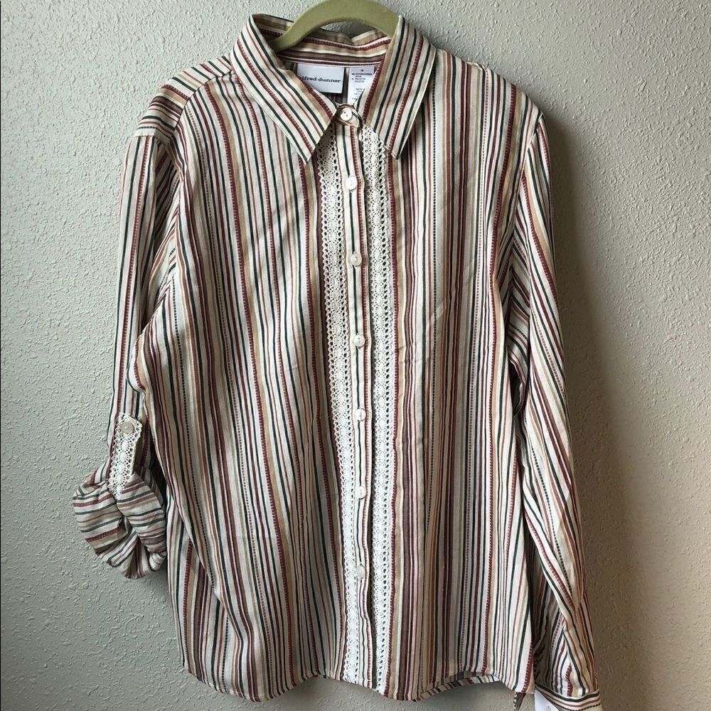 NWT Alfred Dunner Women’s Button Up Shirt Size 16